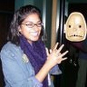 Meet your Posher, Maya